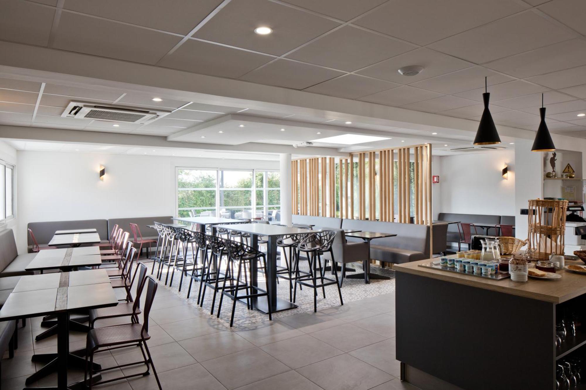 Hotel Le Riccoty Blyes Екстер'єр фото